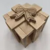 Caja de regalo de madera &ndash; Comedero artesanal de heno para conejos - Bun Box Society