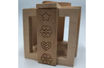 Scatola regalo in legno &ndash; Mangiatoia artigianale per conigli - Bun Box Society