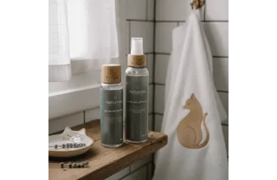 Coffret bien-&ecirc;tre pour chat &ndash; Lotion nettoyante & d&eacute;m&ecirc;lant lustrant naturels - Nellumbo