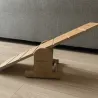 Juguete para conejos &ndash; Tabla de equilibrio Agility de madera - Hami Form