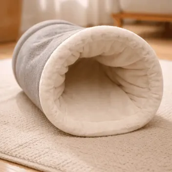 Tunnel pour lapins &ndash; Tunnel douillet en tissu, lit et cachette - Bubimex