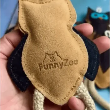 Jouet naturel pour chiots et petits chiens &ndash; hibou en daim avec cordes - Funny Zoo