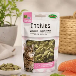 Biscuits pour chats &agrave; l&rsquo;herbe &agrave; chat et au saumon &ndash; forme poisson &ndash; 50 g - Bubimex