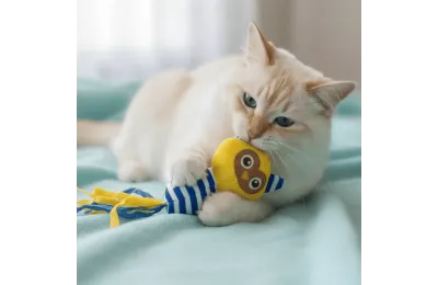 Spielzeug f&uuml;r Katzen &ndash; Gelbe Eule mit Katzenminze & B&auml;ndern - Flamingo