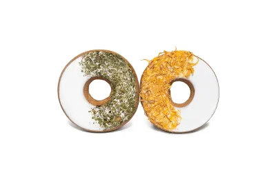 Leckerlis f&uuml;r Pferde &ndash; Donuts Petersilie & Ringelblume (2er-Set) - Candy Horse