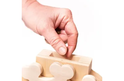 Uhr &ndash; Intelligenzspiel aus Holz f&uuml;r Hunde und Katzen - My Intelligent Dogs